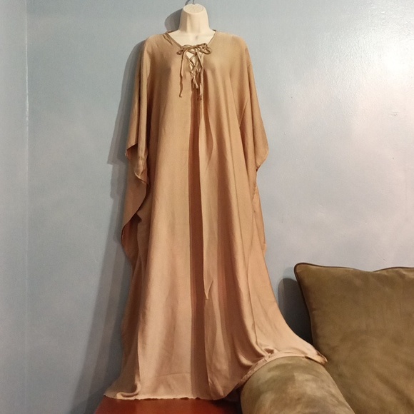 Champagne women's batwing maxi dress lace up front size 2x - Picture 8 of 17